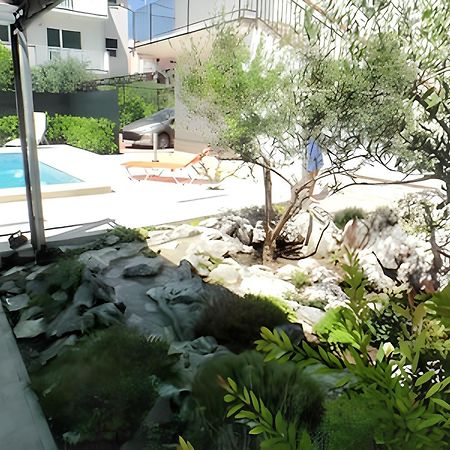 Comfortable Apartment In Kastel Novi Shared Pool 47M² Kaštela المظهر الخارجي الصورة